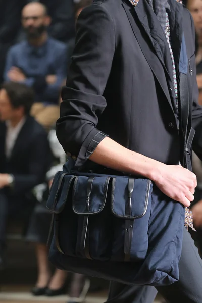 Look 79